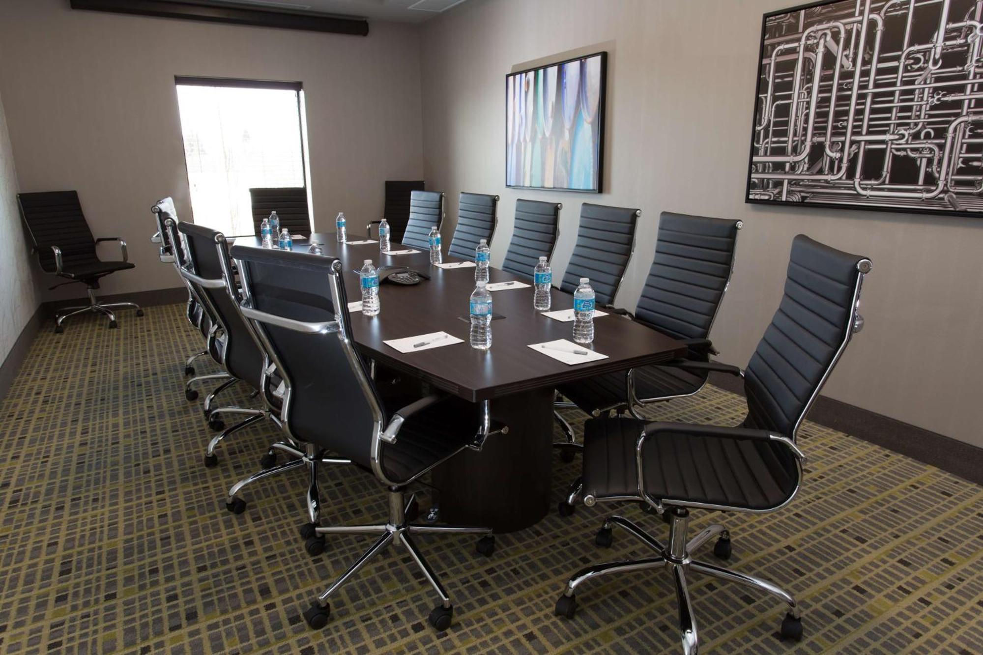 Hampton Inn By Hilton Lloydminster Ngoại thất bức ảnh